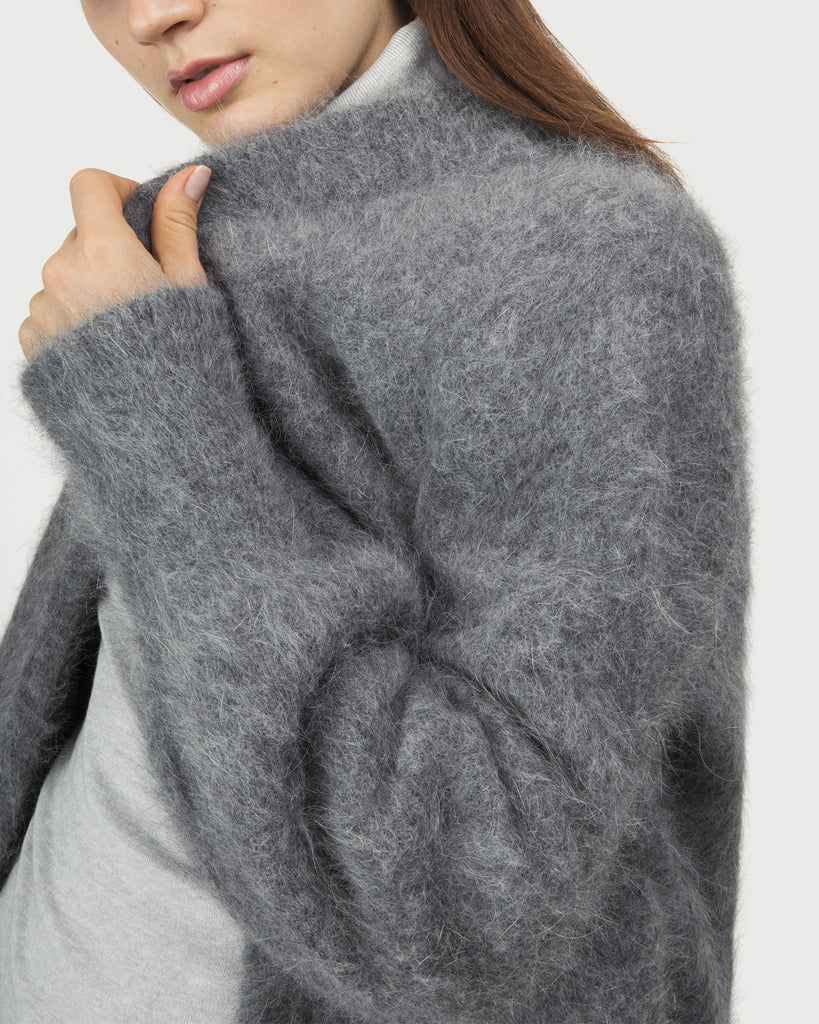 THE FUZZY – Dove Grey